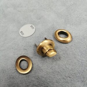 21.9mm x 16.6mm Antique Brass Turn Lock