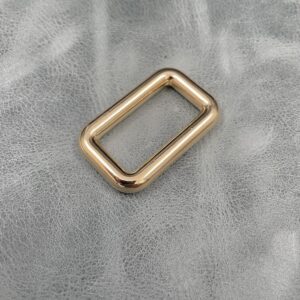 30mm Gilt Square Ring