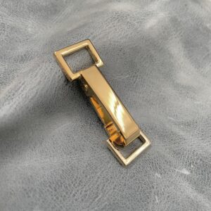 10mm Gilt Dog Clip with Rectangular Ring