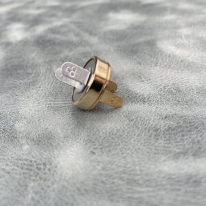 18mm Gilt Magnetic Lock