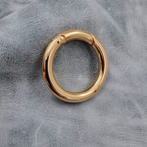 35mm Gilt O-Ring with Spring Clip - (Pack of 4)